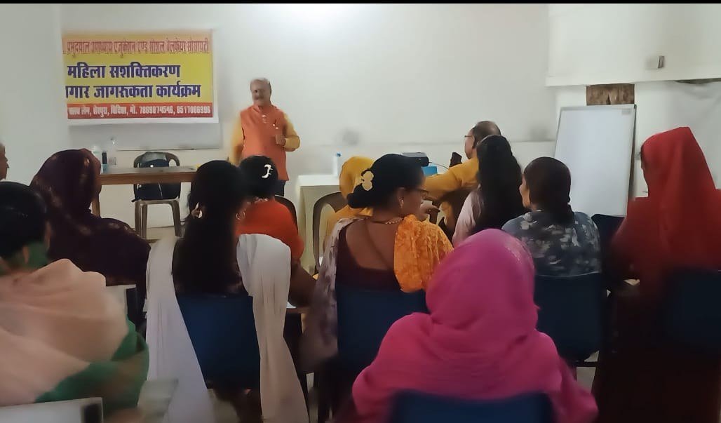 महिला सशक्तिकरण एवं स्वरोजगार जागरूकता कार्यक्रम आयोजित: निशुल्क सिलाई प्रशिक्षण की हुई घोषणा - मध्य प्रदेश - LALITPUR LIVE T