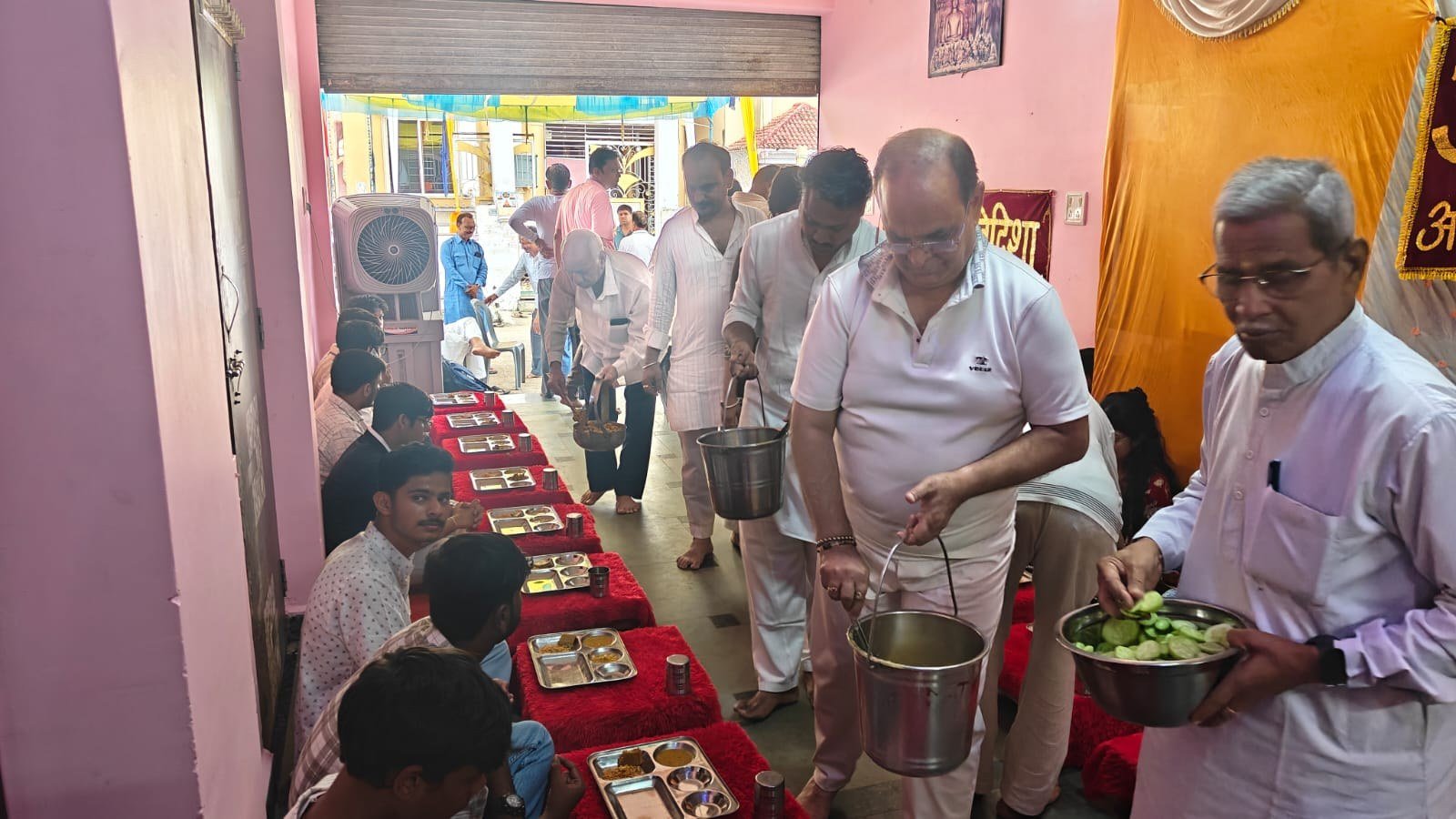 दशलक्षण महापर्व के अवसर पर जैन मिलन विदिशा की निःशुल्क सात्विक भोजनशाला का शुभारंभ - मध्य प्रदेश - LALITPUR LIVE TV