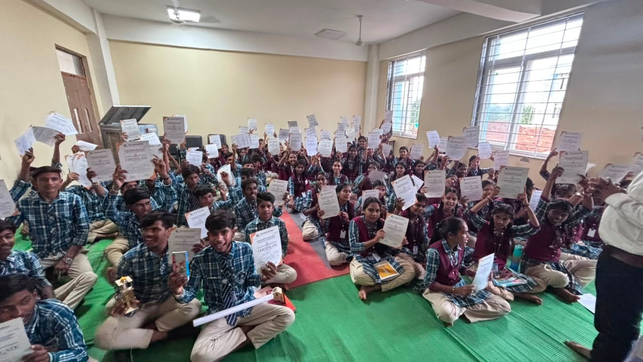 ग्रामीण बच्चों में शिक्षा के प्रति रुचि और वैज्ञानिक दृष्टिकोण विकसित करने की पहल - मध्य प्रदेश - LALITPUR LIVE TV