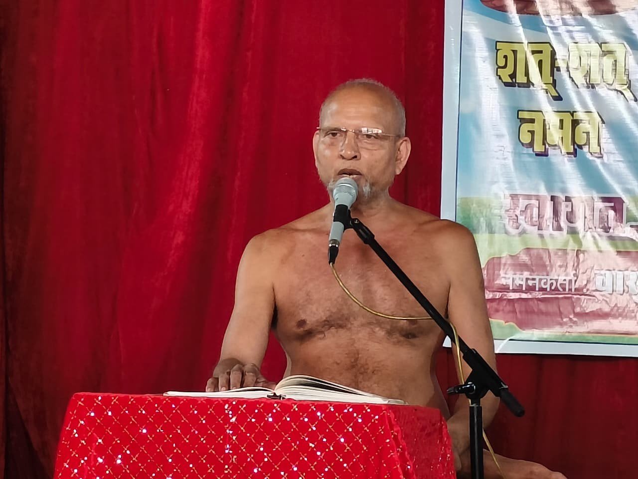 जैन धर्म को अपनाना ही पर्याप्त नहीं, उसके सही उपयोग को जीवन में उतारना भी जरूरी: मुनि श्री निर्णय सागर - मध्य प्रदेश - LALITP