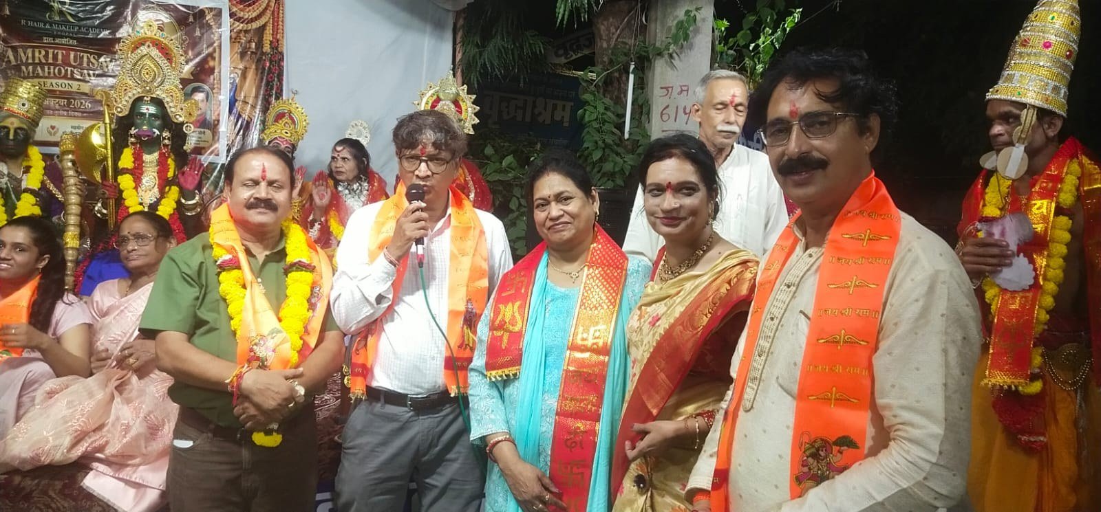 विदिशा के हरि वृद्ध आश्रम में भक्ति और आस्था का अनूठा संगम: नौ वृद्ध माताओं ने धारण किया मां दुर्गा के नौ रूपों का जीवंत स्वर