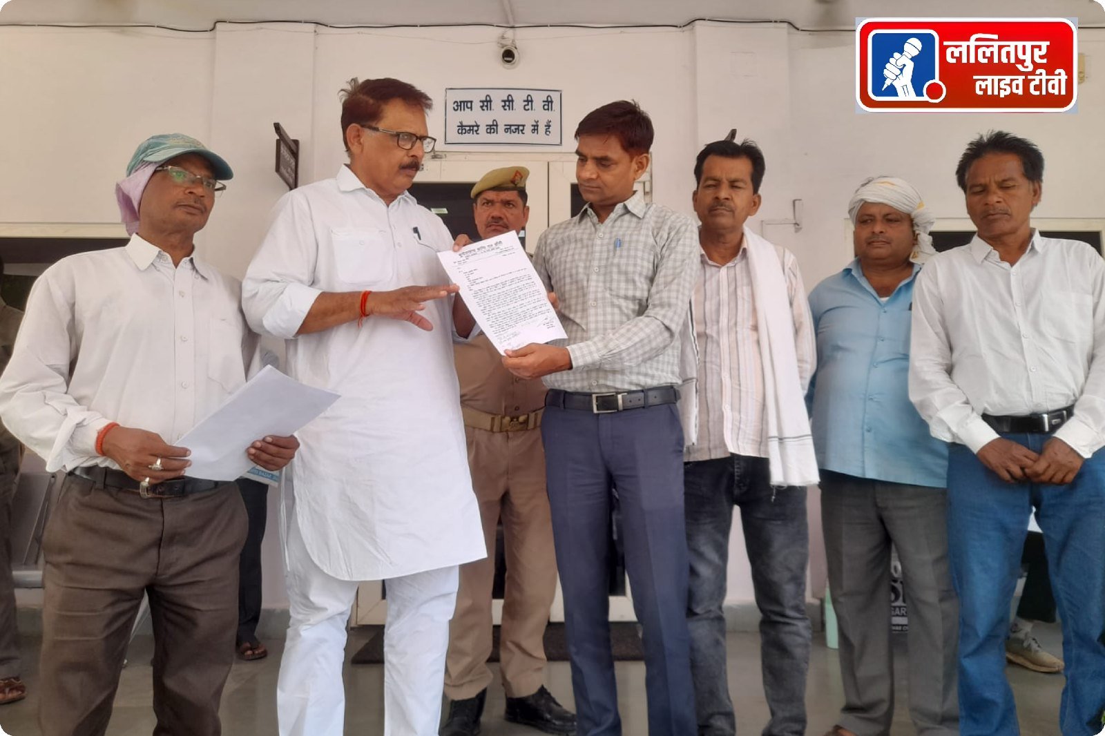 झांसी के मेडिकल कॉलेज प्रिंसिपल को हटाया जाए - कुंवर सत्येन्द्र पाल सिंह बुंदेलखंड क्रांति दल राष्ट्रीय अध्यक्ष