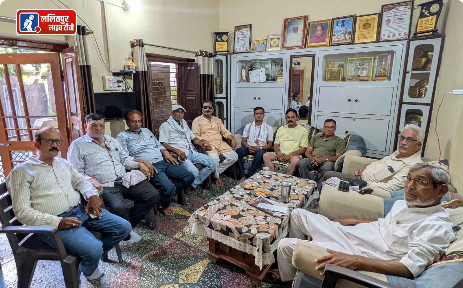 भीषण आंधी तूफान वर्षा के उपरांत पिछले 24 घंटे में दो व्यापारिक प्रतिष्ठानों में बिजली की शॉर्ट सर्किट के चलते भीषण तबाही में व्यापारियों का करोडों रुपए का सामान जलकर खाक.इस समय समूचे प्रशासन को भी घटनाओं में व्यापारी के साथ खड़ा होना चाहिए - महेंद्र जैन मयूर (प्रदेश चेयरमेन व्यापार मंडल)