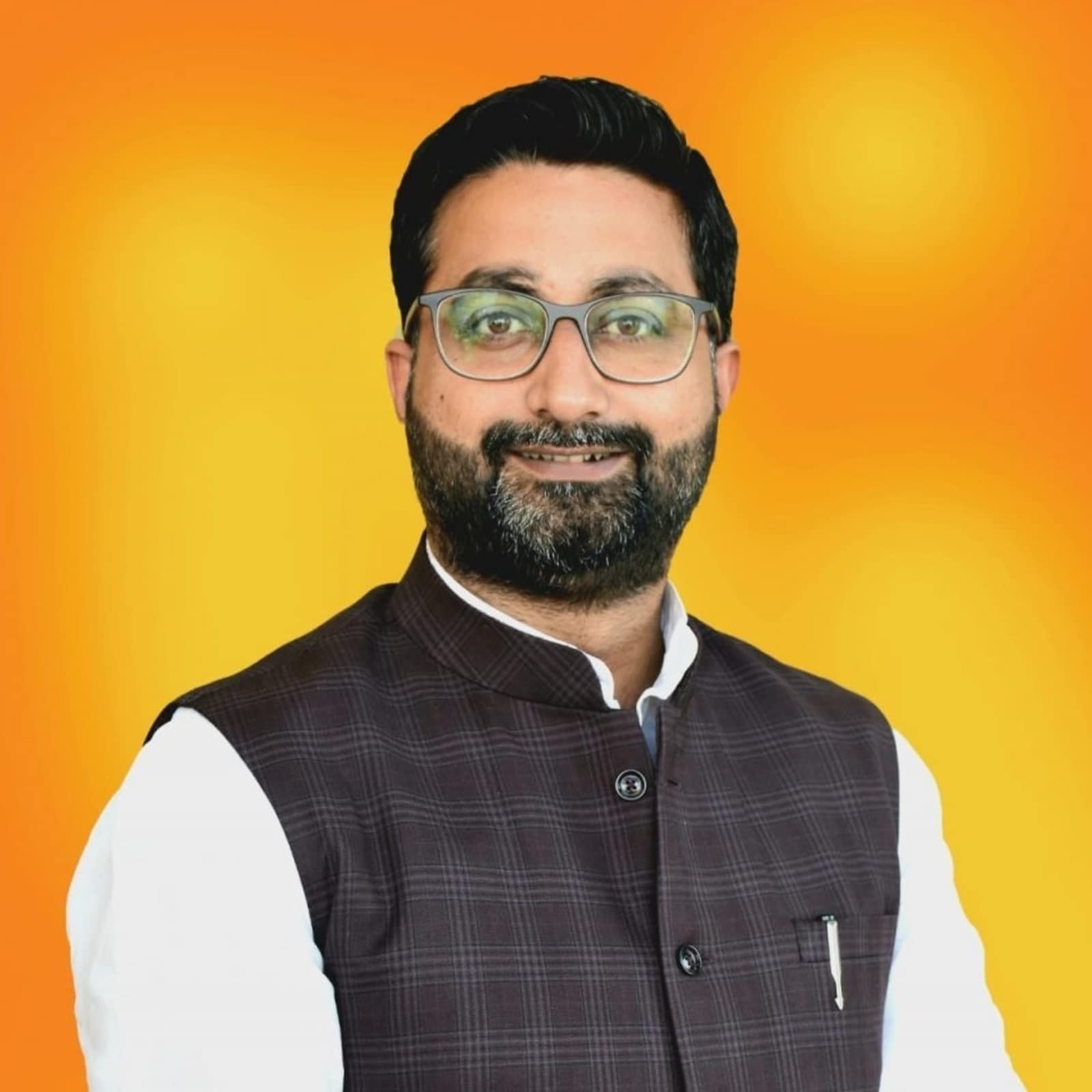 *4 जून को तालबेहट से सरकार के 12 वर्ष पूर्ण होने के अवसर पर समेकित जन-कल्याण एवं जन-जागरुकता अभियान का संचालन करेंगे प्रभारी मंत्री दानिश आजाद अंसारी* *कोर कमेटी की बैठक के साथ जिले के विकास कार्यों व कानून व्यवस्था की होगी समीक्षा*