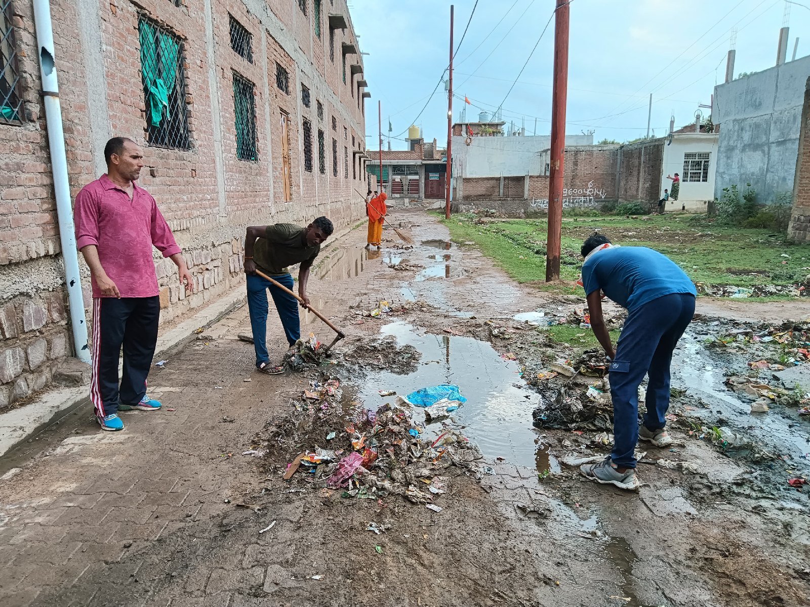 1 जुलाई से 31 अगस्त तक  तालाबो, जलाशयों, नदियों , नालों एवं पर मछली के शिकार पर  रोक.