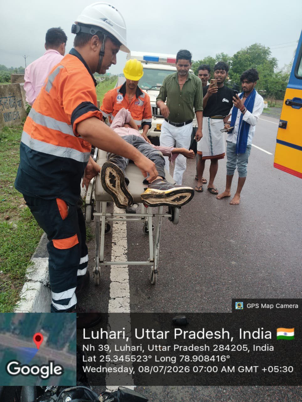 झांसी खजुराहो मार्ग पर पेट्रोलियम टीम बन रही है मसीहा