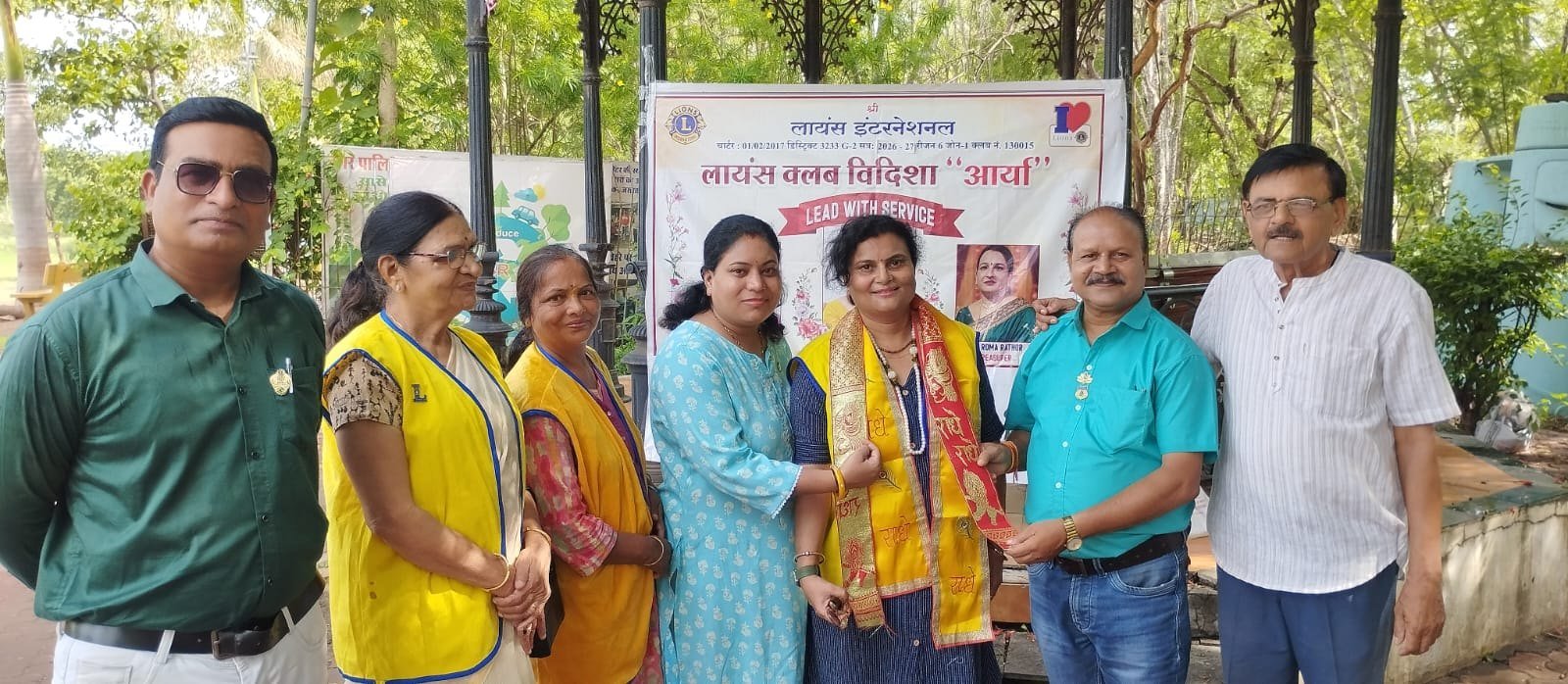 लायंस क्लब 'आर्या' की अध्यक्ष मंजू पांडे ने सेवा दिवस के रूप में मनाया जन्मदिन: माधव उद्यान में लगा डायबिटीज जांच एवं नशा मुक्ति शिविर