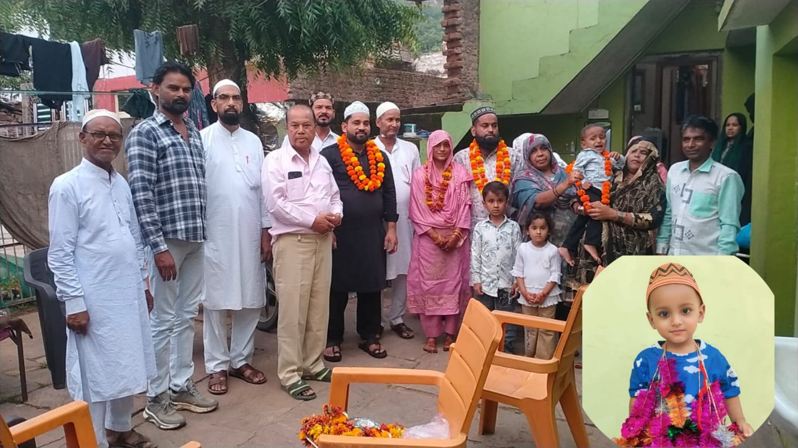 मदीने वाले से मेरा सलाम कहना,हज उमराह पर जाने वाले 12 लोगों का जत्था सुबह रवाना,नसीब वाले बारह महीने का अबोध बालक भी जा रहा स