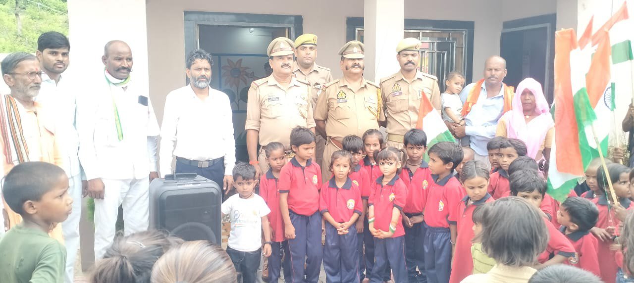 ग्राम पंचायत गेवरा-गुंदेरा में हर्षोल्लास के साथ मनाया गया 80वाँ स्वतंत्रता दिवस, निकाली गई तिरंगा यात्रा. - ललितपुर - LALITP