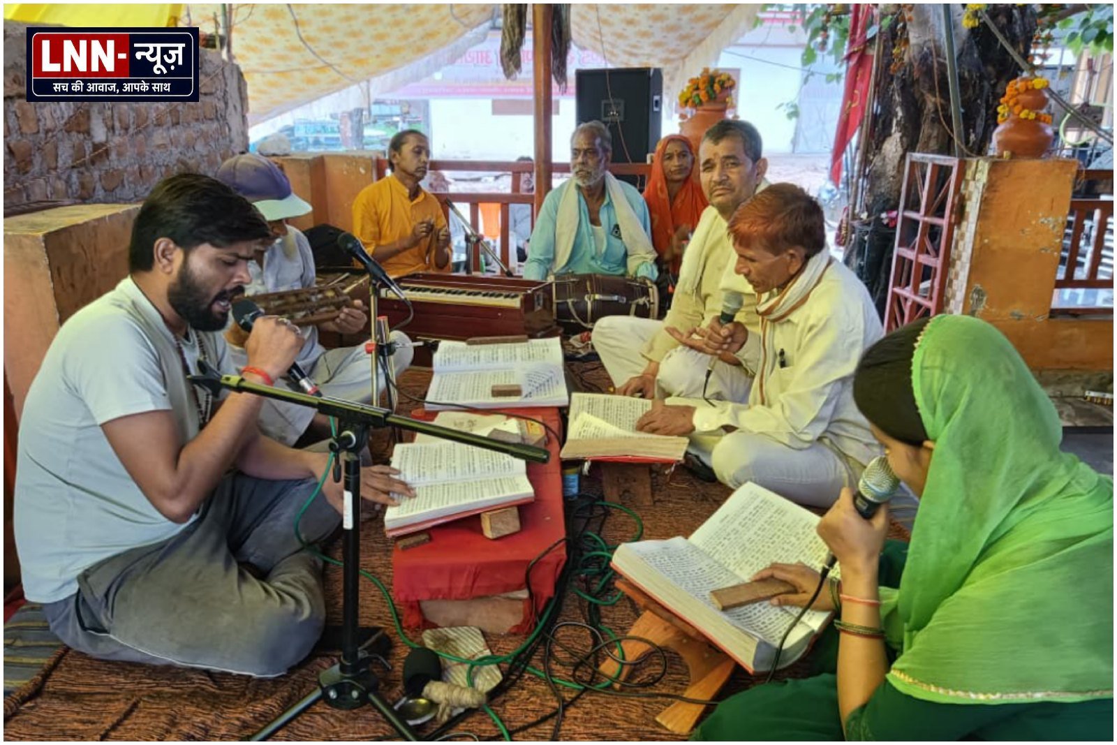 नेहरू नगर स्थित श्री शीतला माता मंदिर में सावन के पवित्र माह में चल रहा अखंड रामायण पाठ. - ललितपुर - LALITPUR LIVE TV