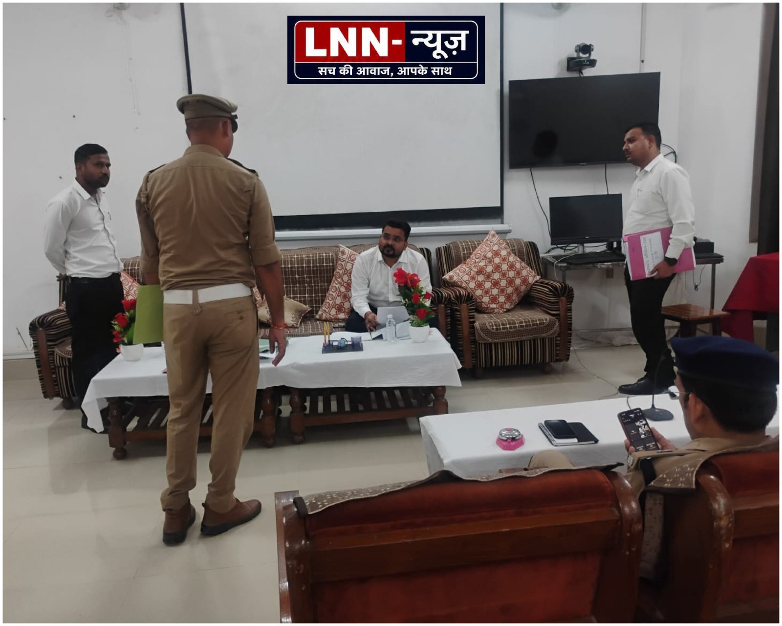 ललितपुर में आगामी राष्ट्रीय लोक अदालत की तैयारियों को लेकर प्रोसेस सर्विंग कमेटी की बैठक संपन्न.