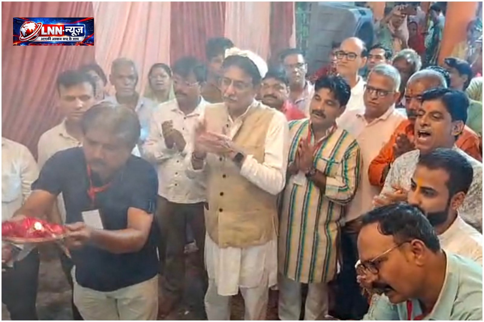 गोसाईपुरा स्थित श्री पंचमुखी महादेव मंदिर में विशाल भंडारे का आयोजन, सांसद अनुराग शर्मा ने की आरती