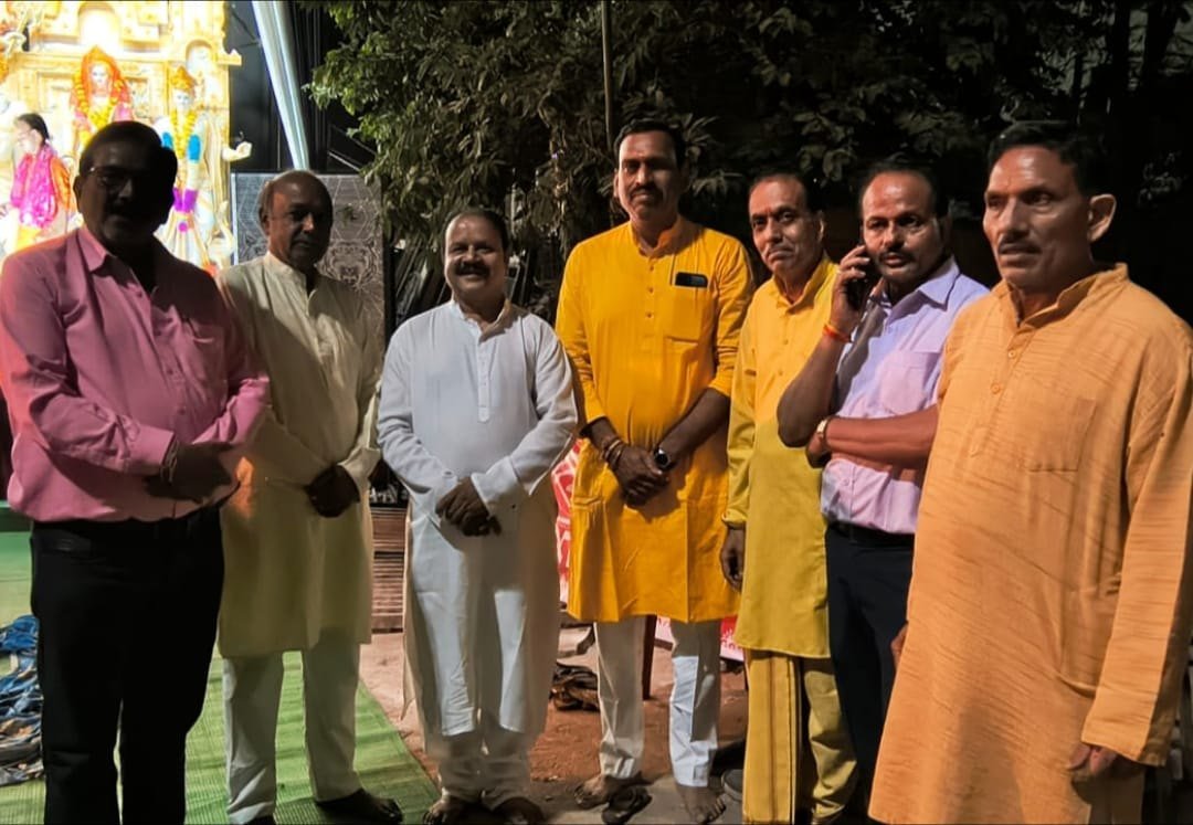 गायत्री परिवार द्वारा नवरात्रि पर भव्य दीप महायज्ञ संपन्न: फूहड़ गानों और नशे से दूर रहने का संदेश - मध्य प्रदेश - LALITPUR L